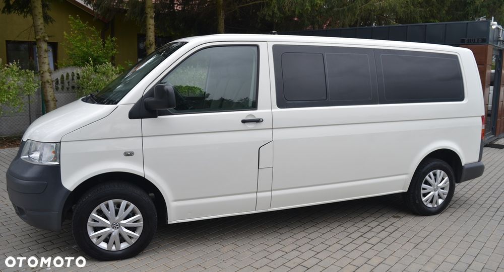 Volkswagen Transporter Caravelle Lang Comfortline - 32