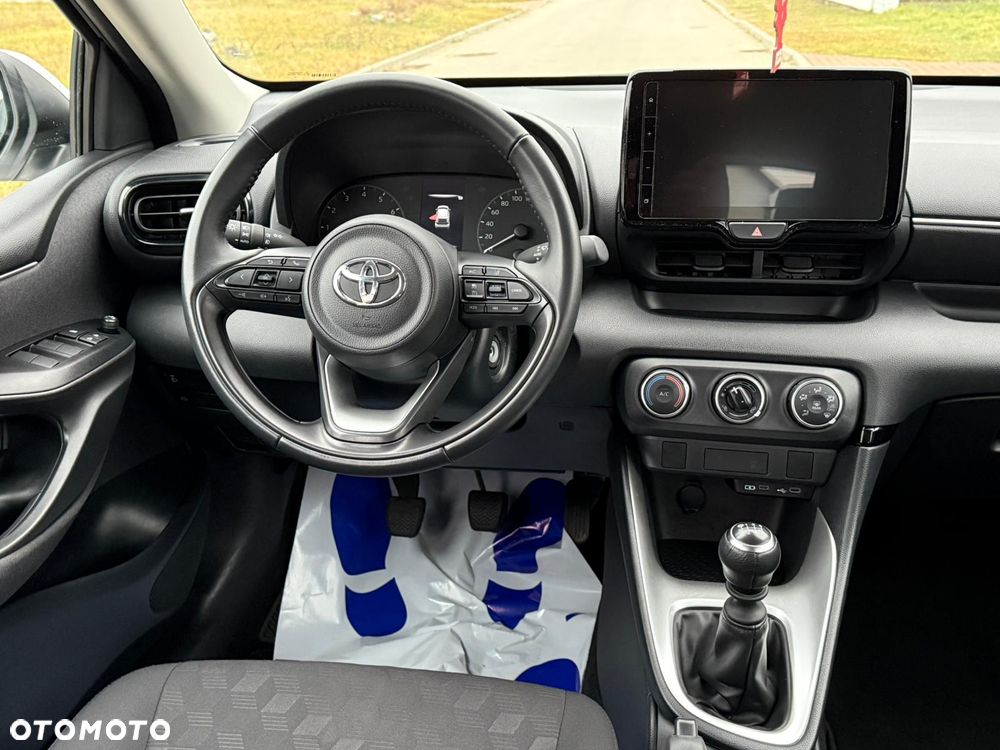 Toyota Yaris 1.5 Comfort - 11