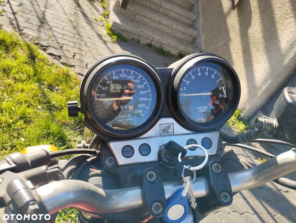 Honda CB - 6
