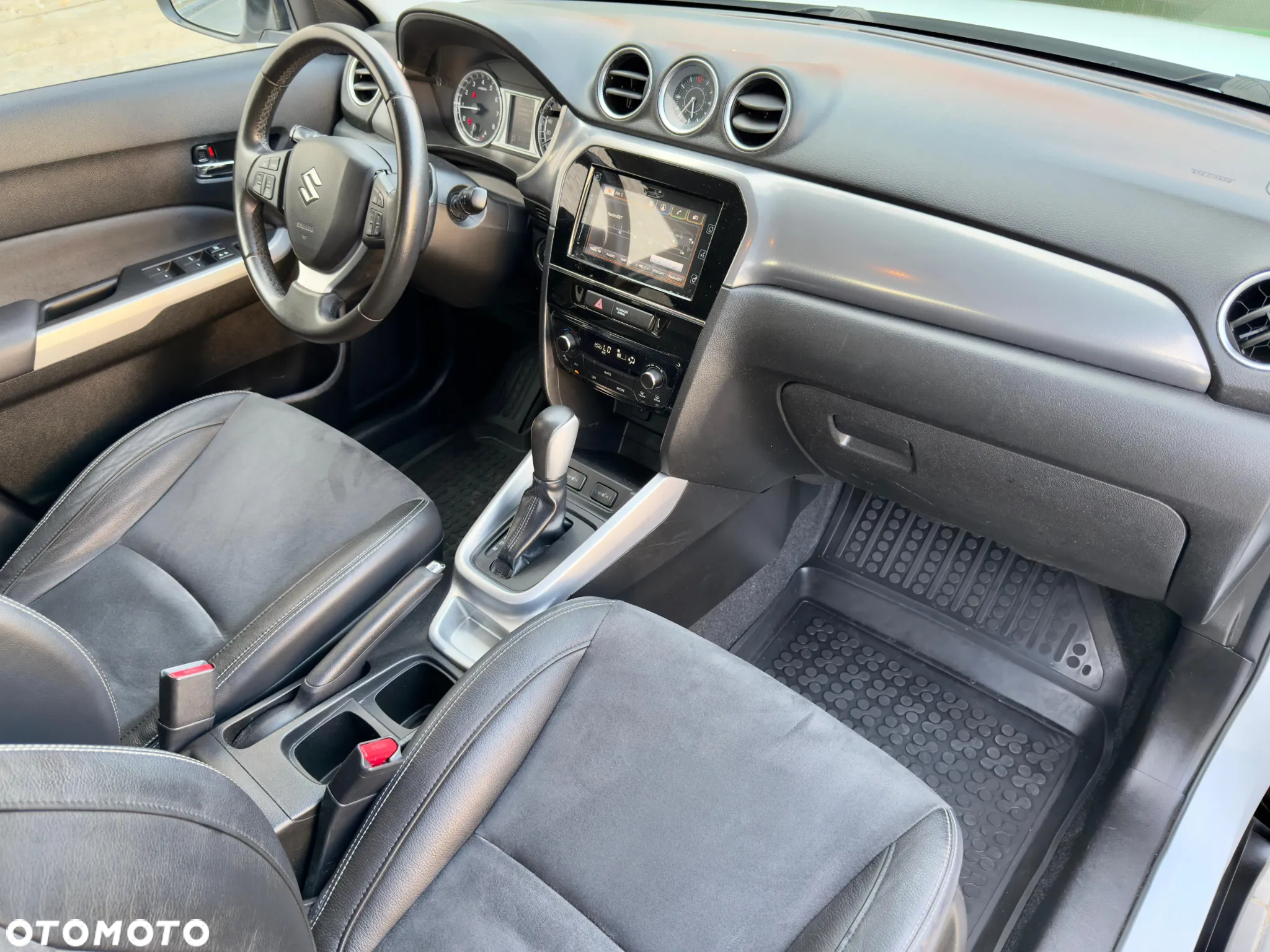 Suzuki Vitara 1.6 Premium 2WD - 39