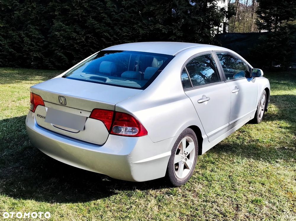 Honda Civic 1.8 Sport - 2