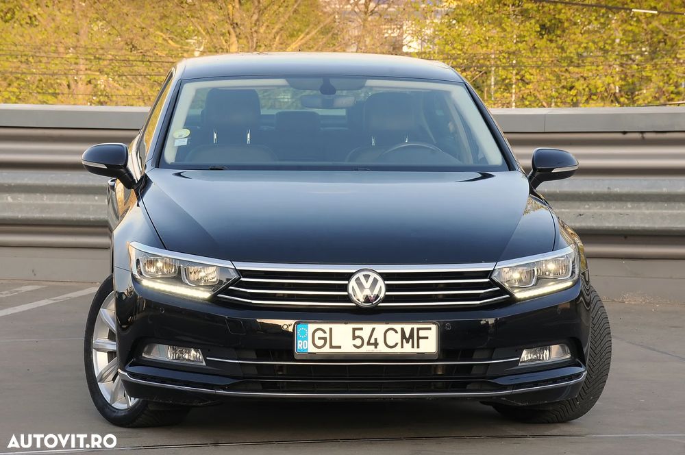 Volkswagen Passat 2.0 TDI DSG Highline - 29