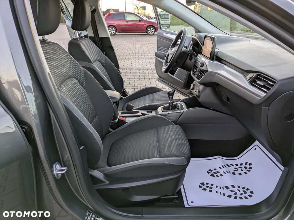 Ford Focus 1.5 EcoBlue Start-Stopp-System COOL&CONNECT - 31