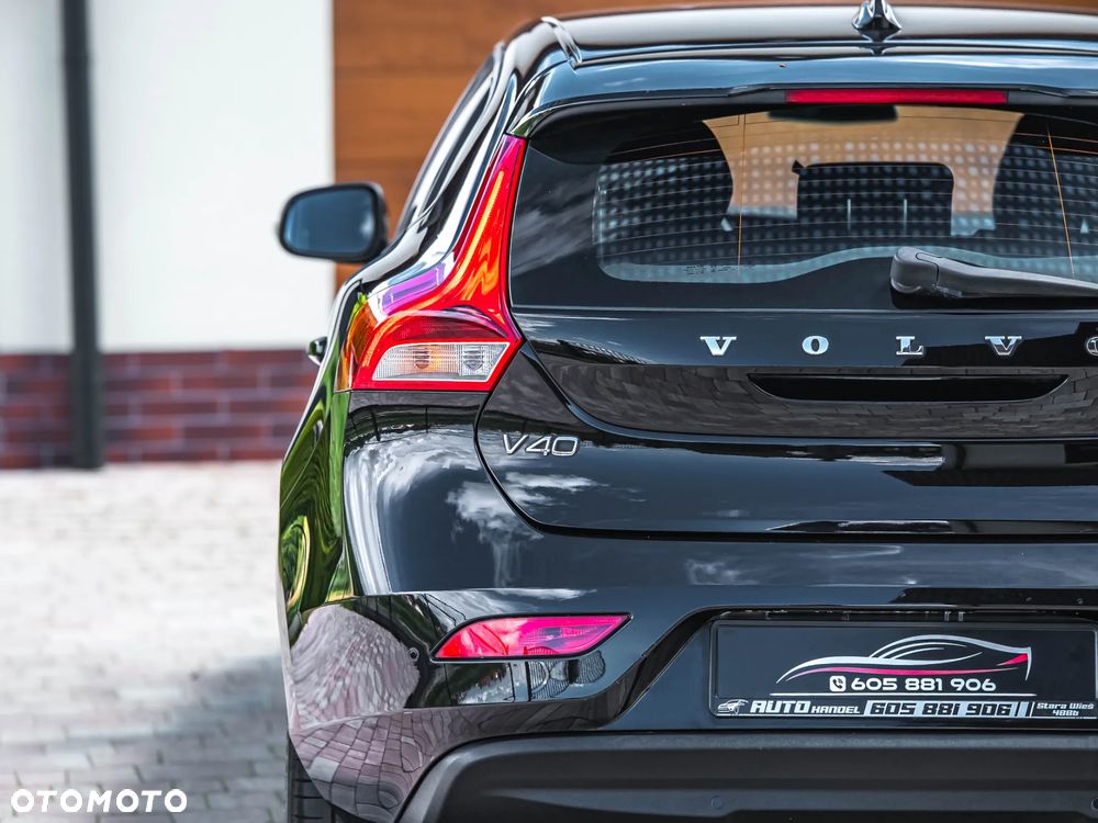 Volvo V40 D2 Momentum - 10