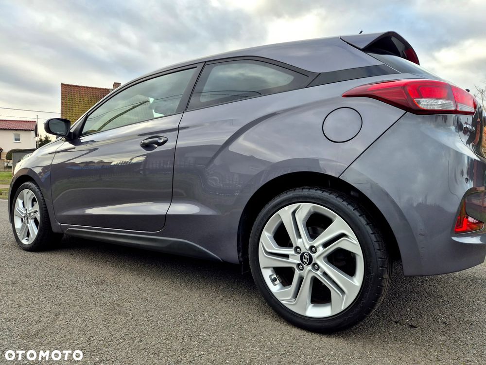 Hyundai i20 1.2 Intro Edition - 13