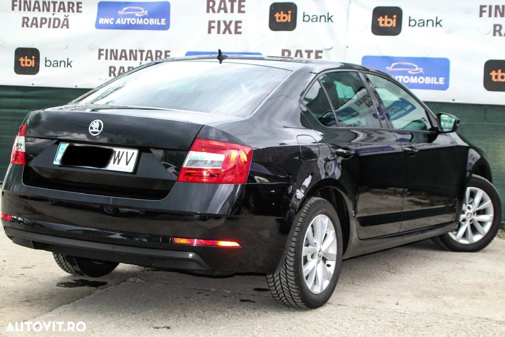 Skoda Octavia - 3