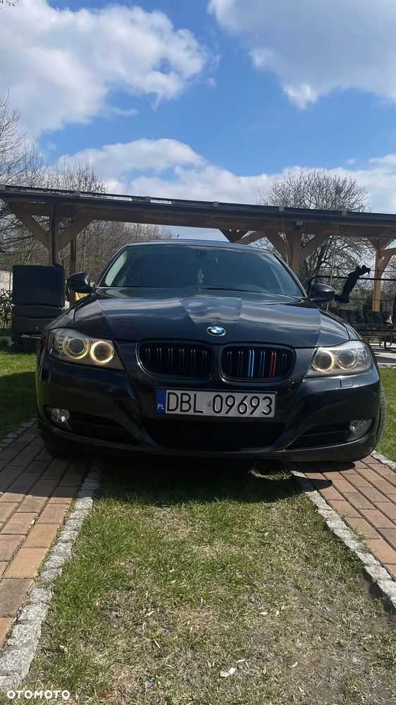 BMW Seria 3 320i - 10