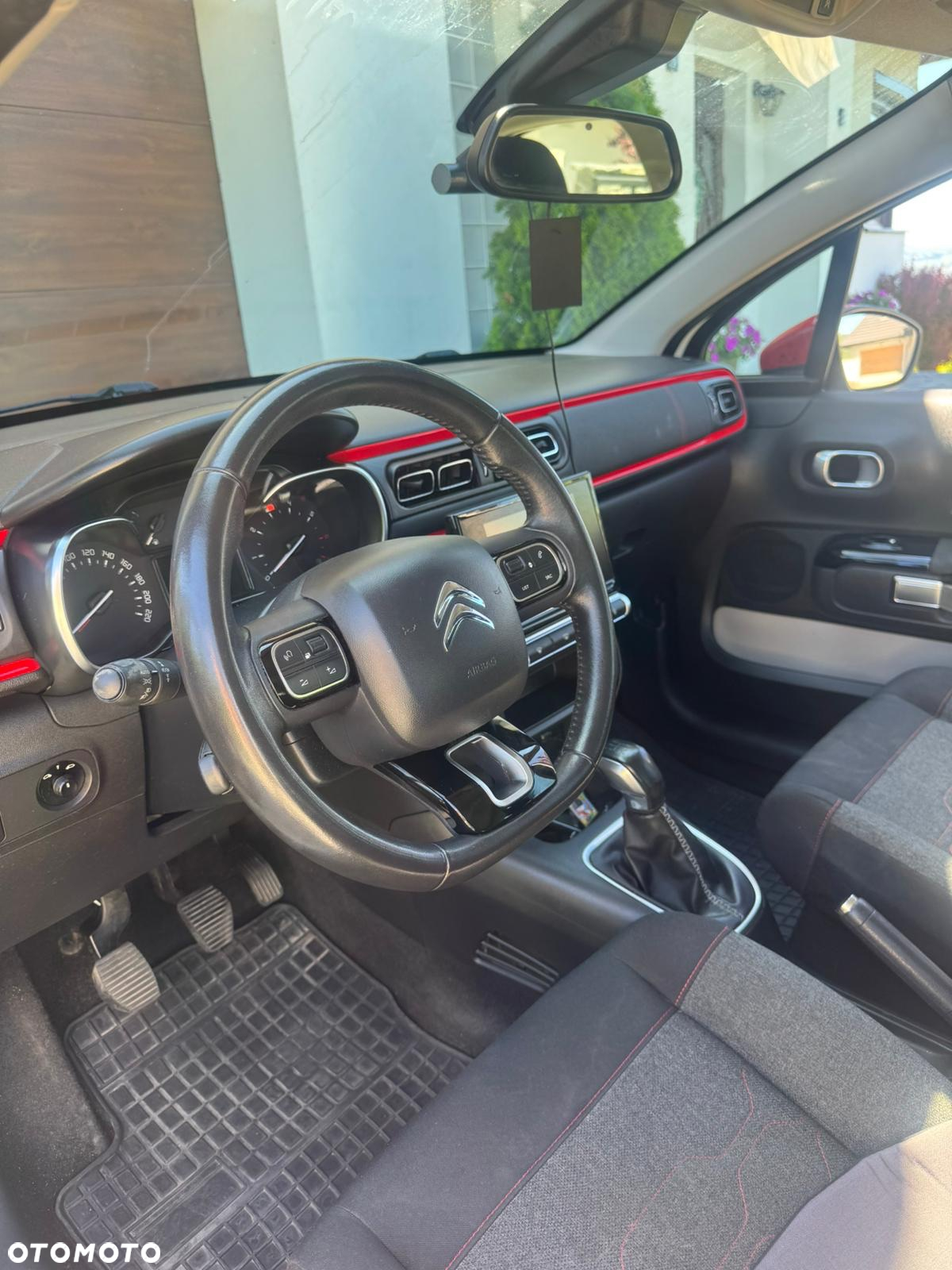 Citroën C3 1.2 PureTech Shine S&S - 7