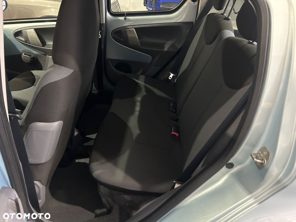 Toyota Aygo City - 18