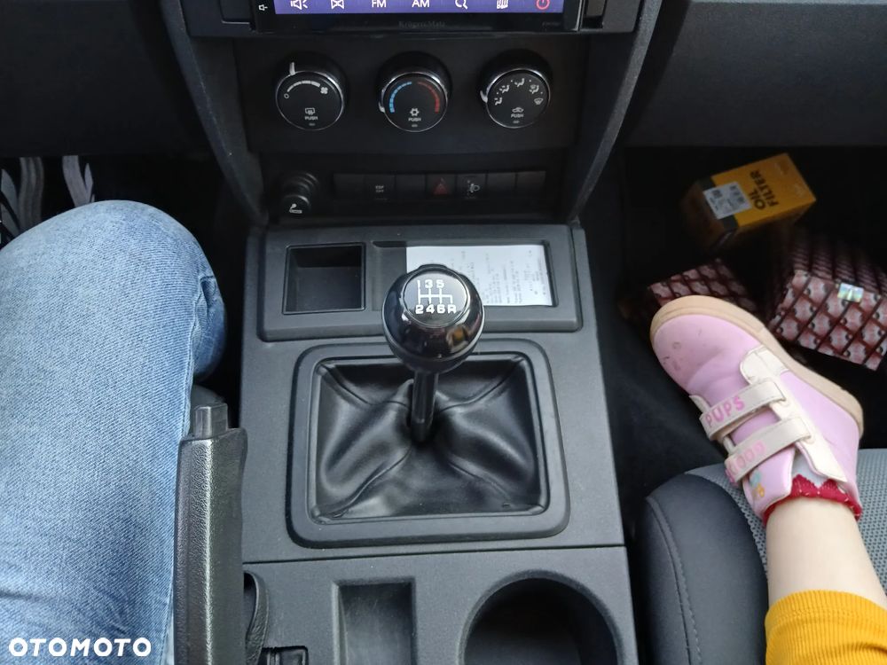 Dodge Nitro 2.8 CRD SE - 10