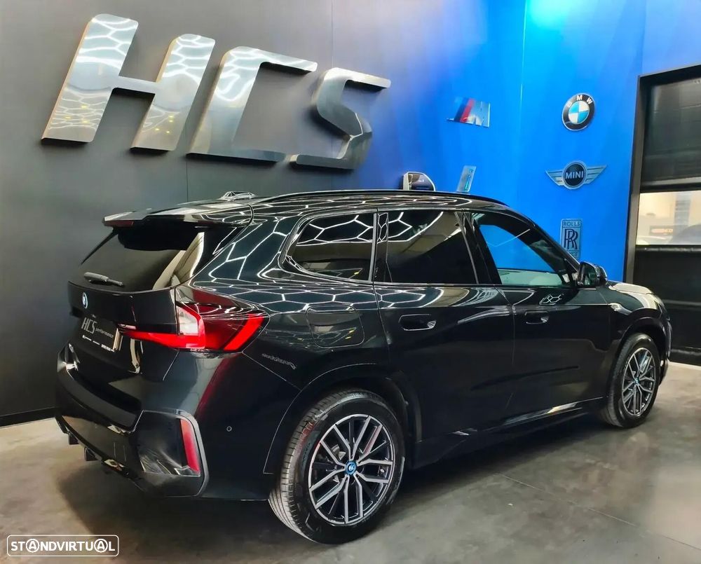 BMW iX1 xDrive30 Pack Desportivo M - 16
