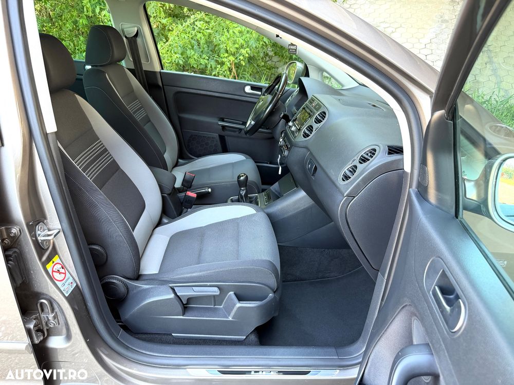 Volkswagen Golf Plus 1.6 TDI DPF Life - 10