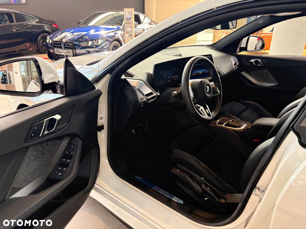 BMW Seria 2 220i mHEV - 6