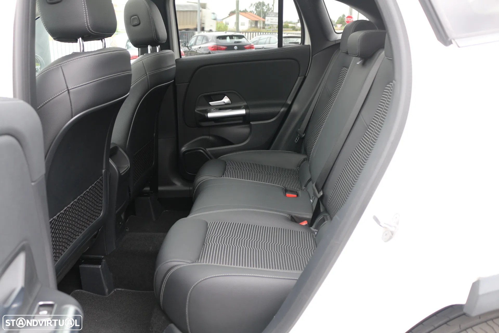 Mercedes-Benz GLA 250 e Progressive - 34