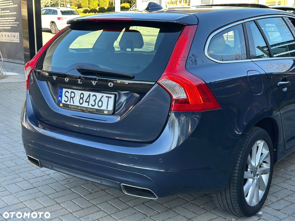 Volvo V60 D4 Momentum - 5