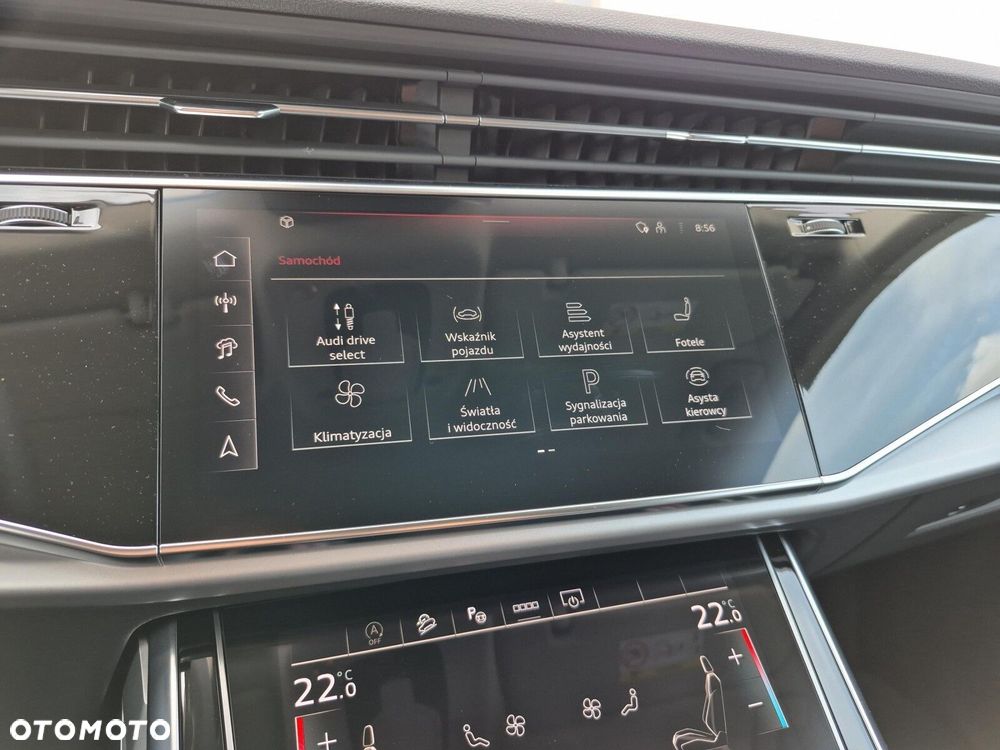 Audi Q8 - 32