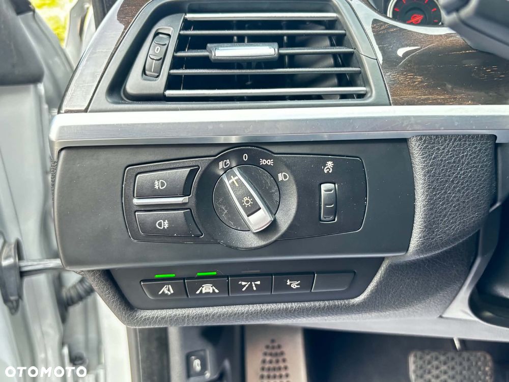 BMW Seria 6 640i - 12