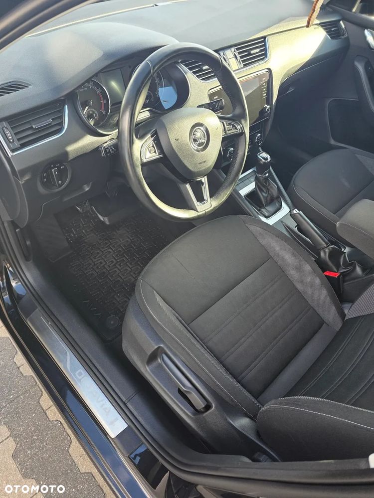 Skoda Octavia 1.4 TSI Ambition - 6