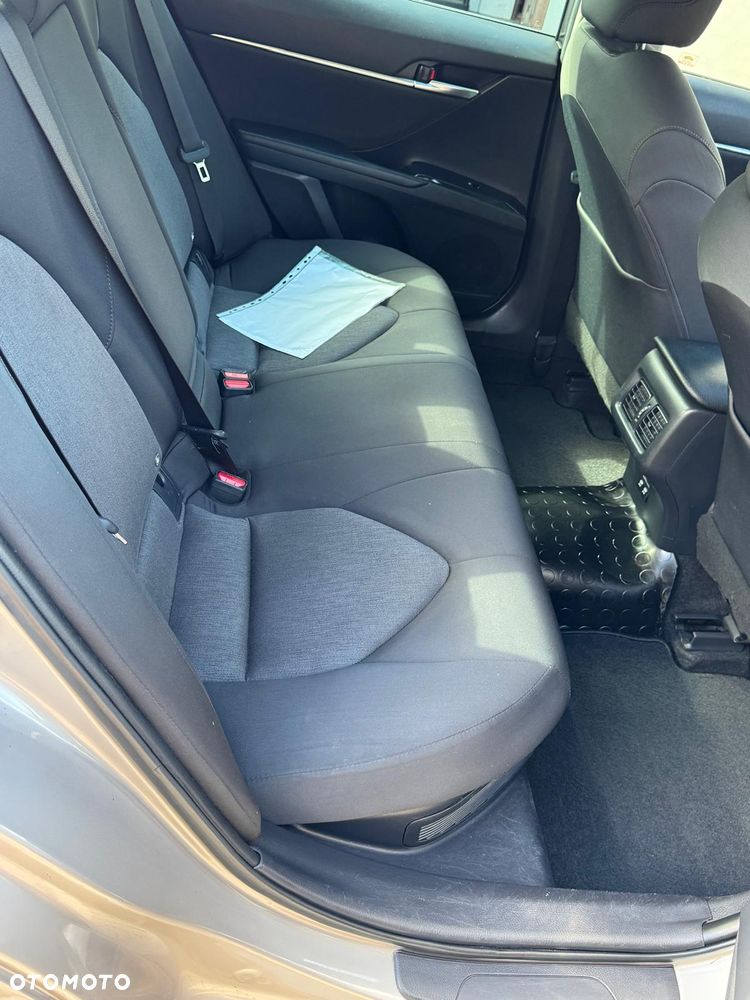 Toyota Camry 2.5 Hybrid Comfort CVT - 7
