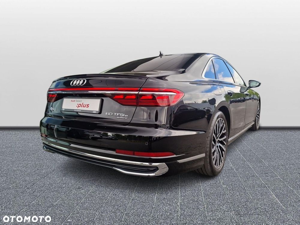 Audi A8 - 35