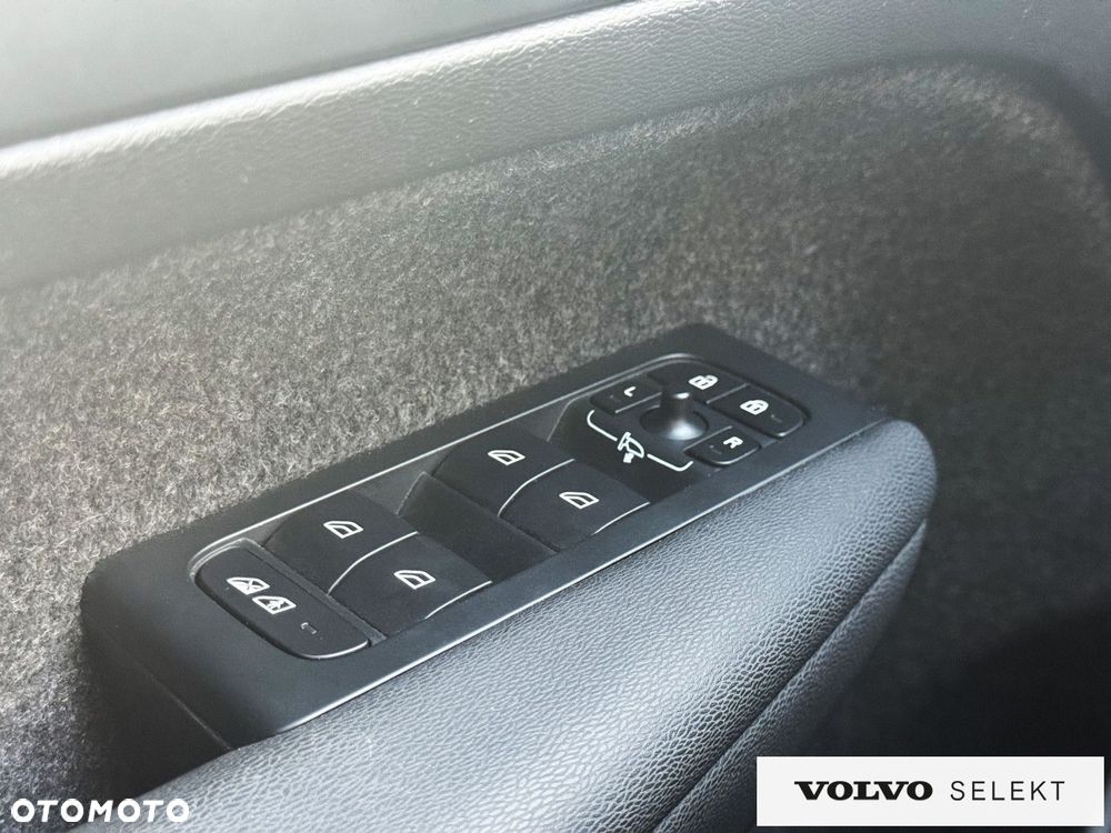 Volvo XC 40 - 31