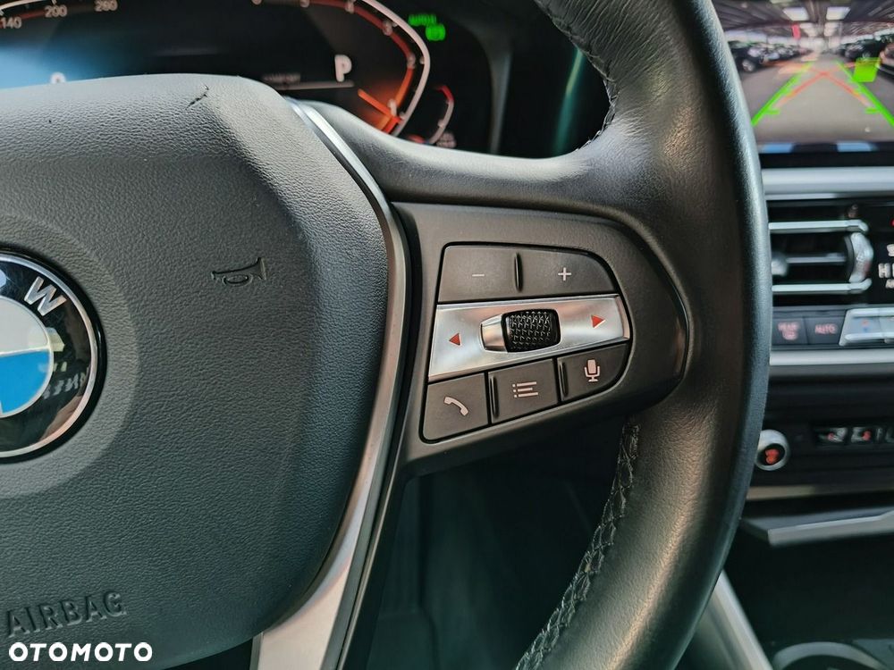 BMW Seria 3 - 24