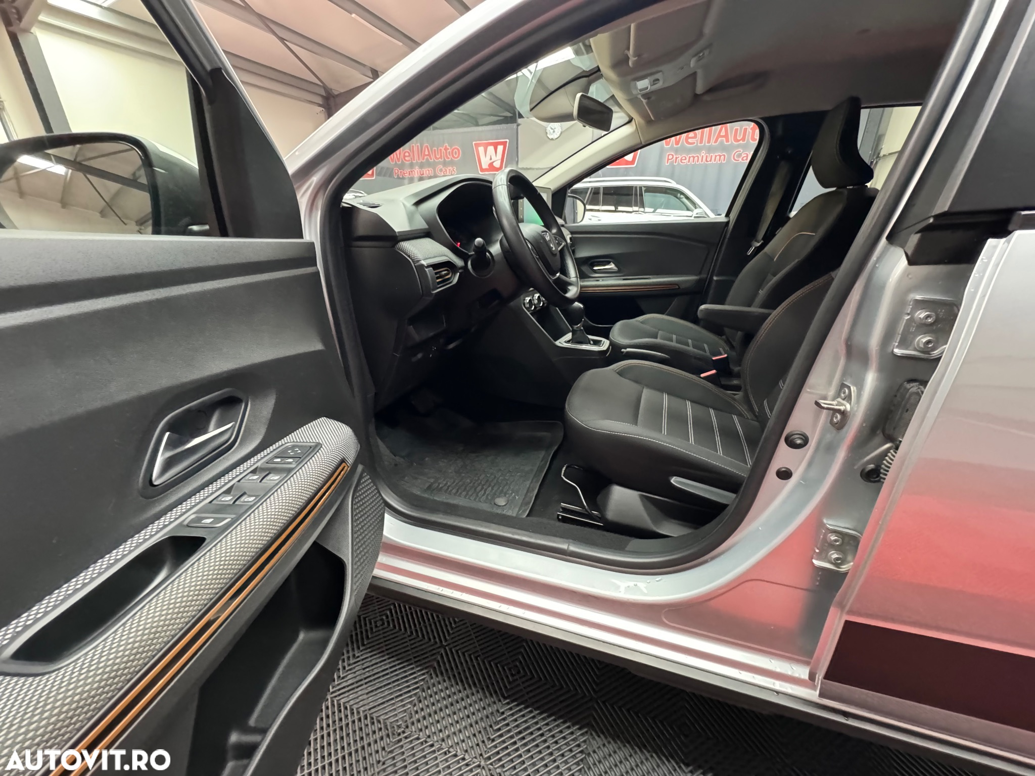 Dacia Sandero - 9