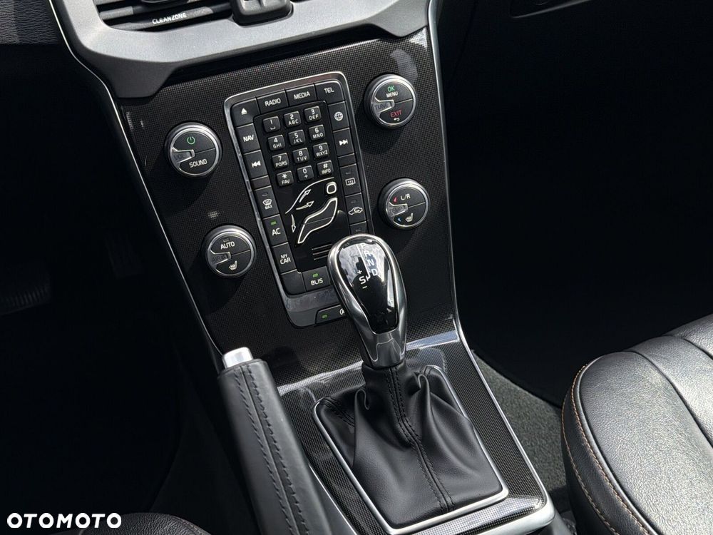 Volvo V40 - 21