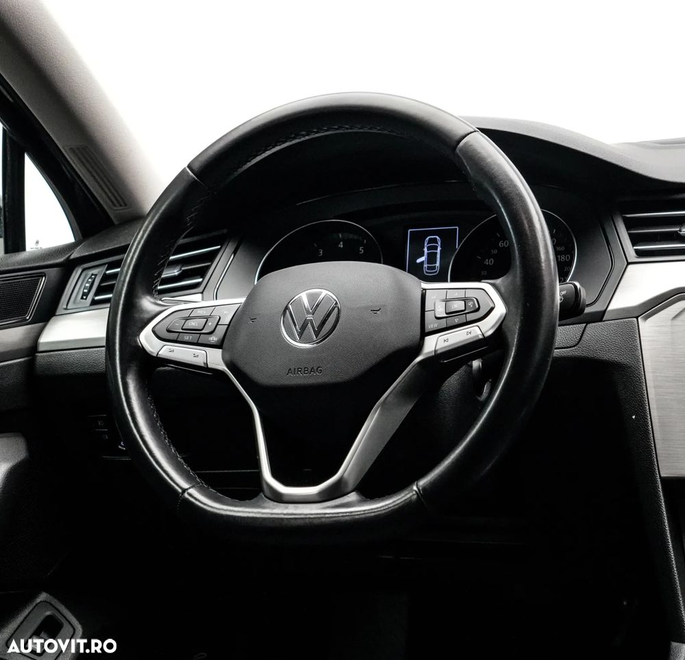 Volkswagen Passat 1.5 TSI ACT DSG Comfortline - 17