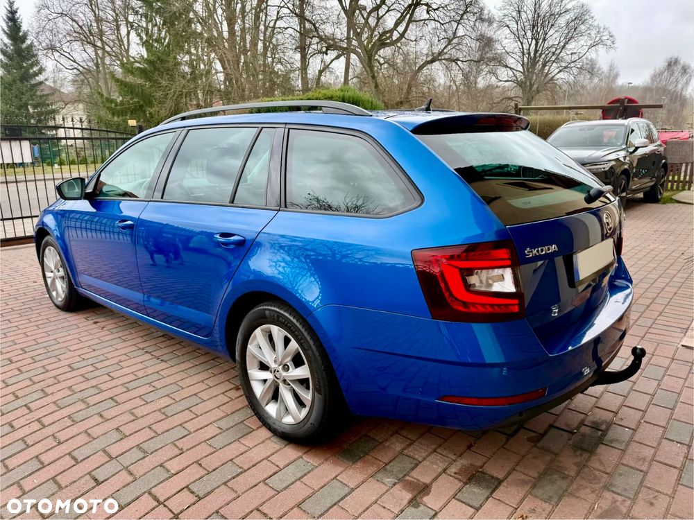 Skoda Octavia 1.5 TSI G-TEC DSG Ambition - 6