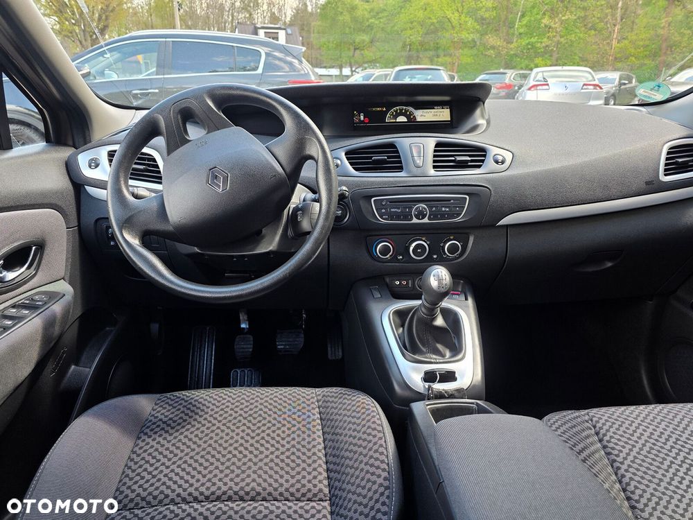 Renault Scenic - 7