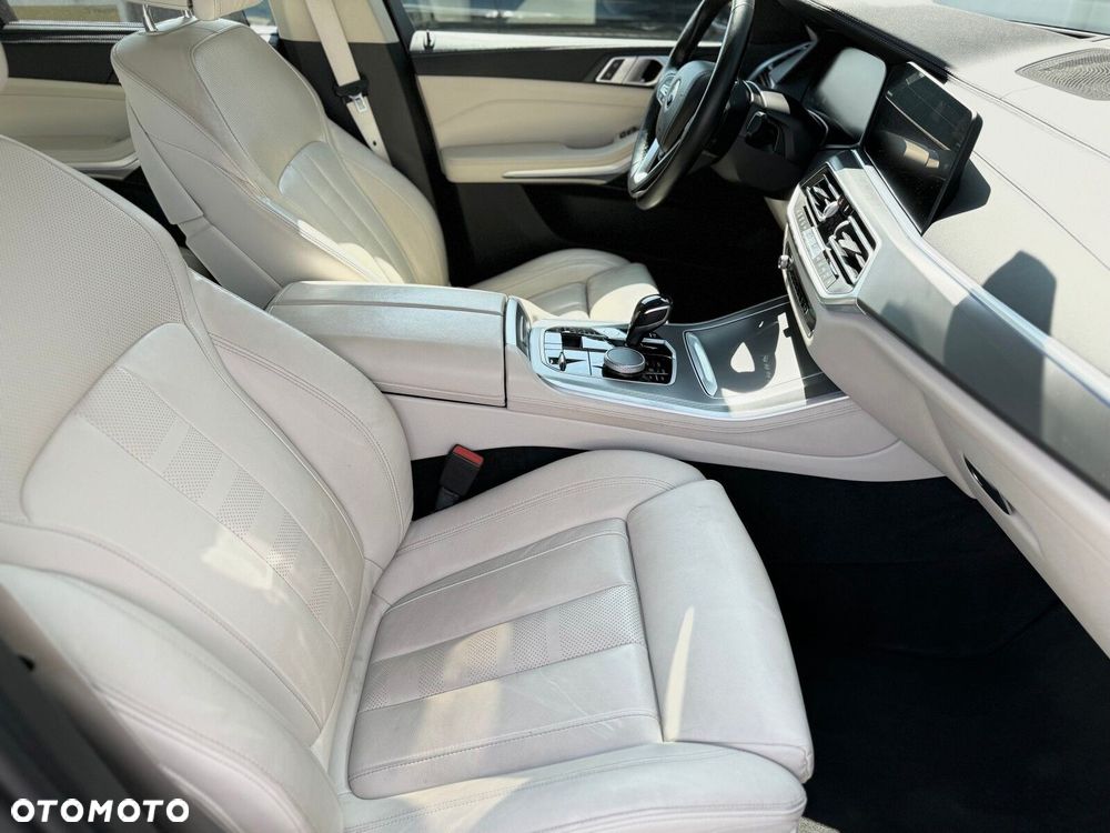 BMW X5 xDrive40i sport - 13