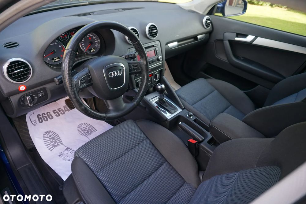 Audi A3 Sportback - 6