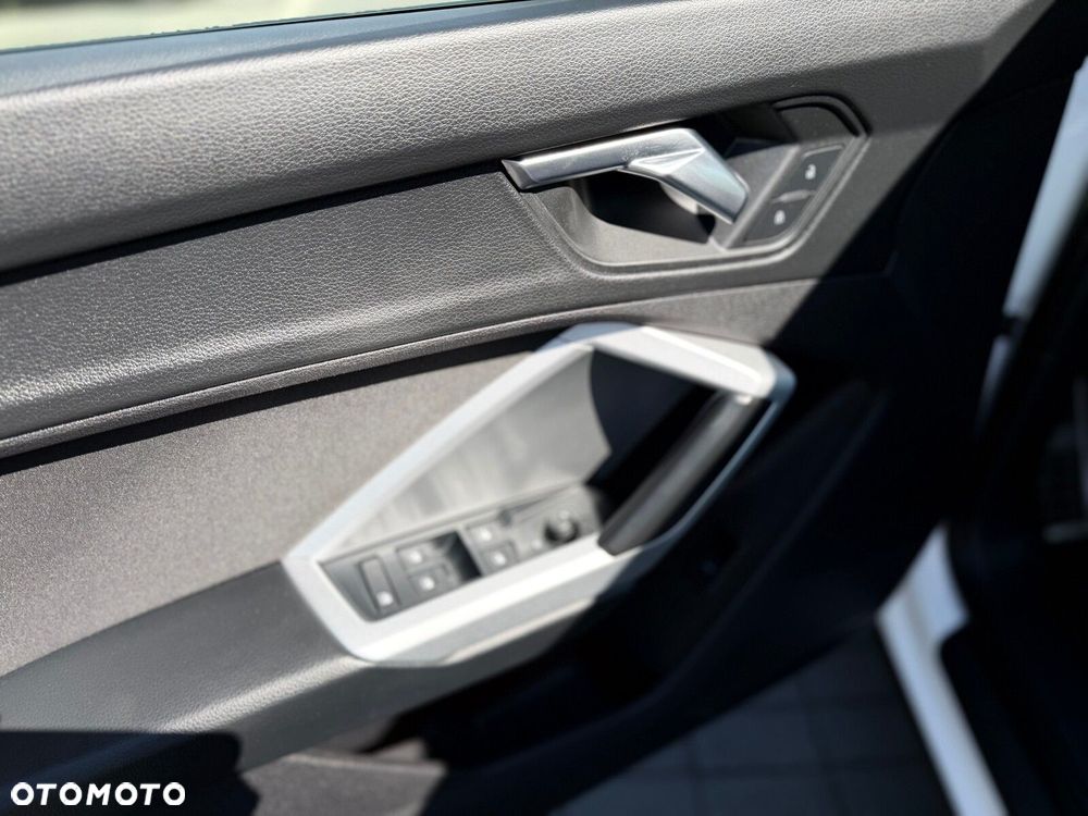 Audi Q3 35 TFSI mHEV S tronic - 17