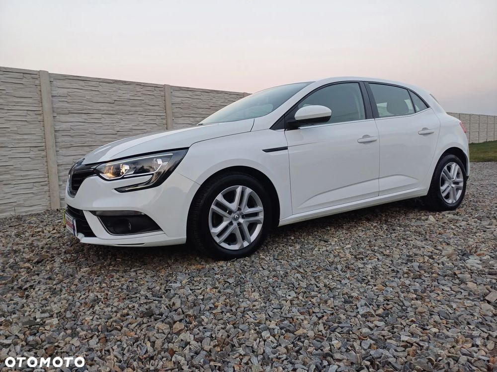 Renault Megane 1.5 Blue dCi Intens - 8