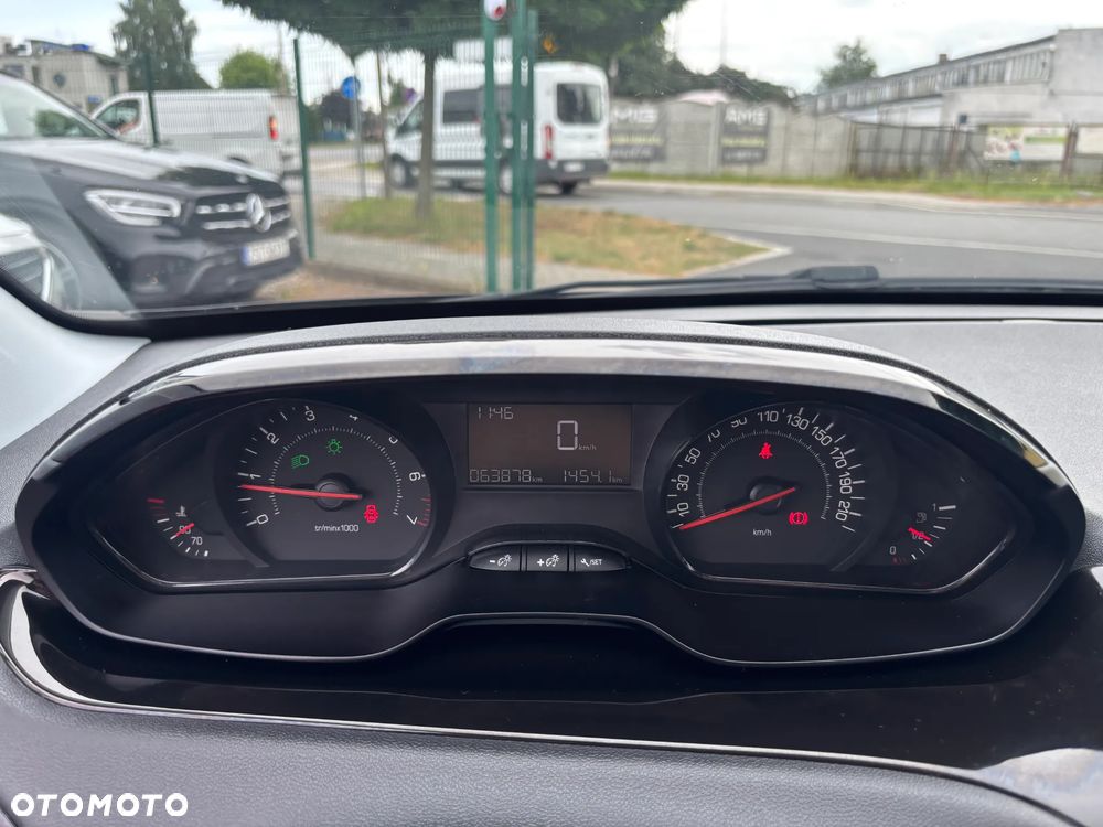 Peugeot 208 82 VTI Active - 11