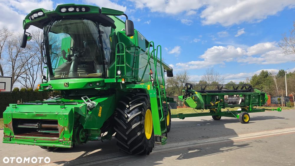 John Deere T550 Tylko 1460 Mtg 5.5m 618R Tucano 550  Kombajn do Zboża  Lexion 530 Tucano 450  Tucano 550 Lexion 520 JOHN 660 W650 T650 - 18