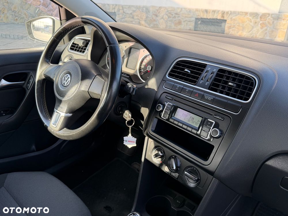 Volkswagen Polo - 29