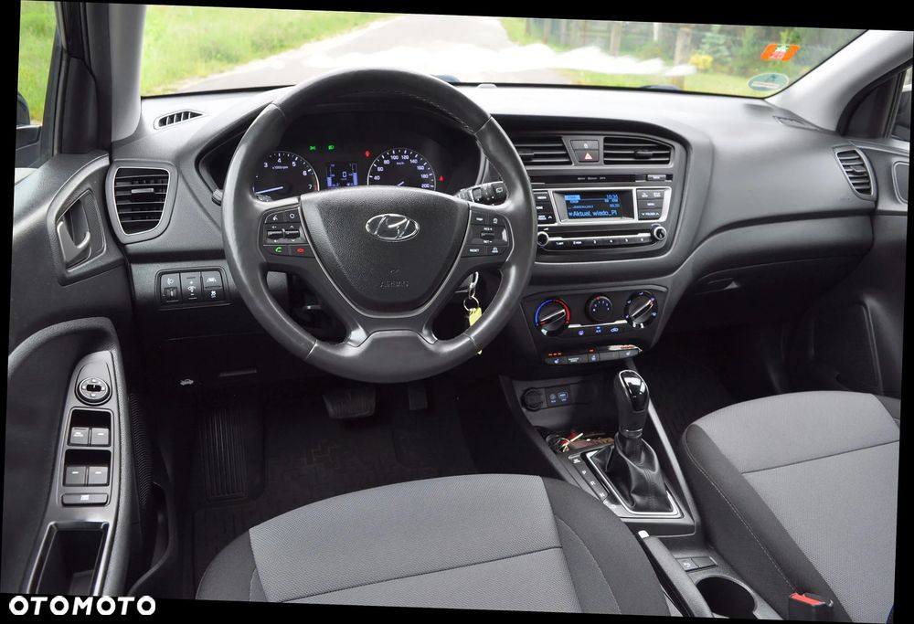 Hyundai i20 1.4 Automatik Style - 17