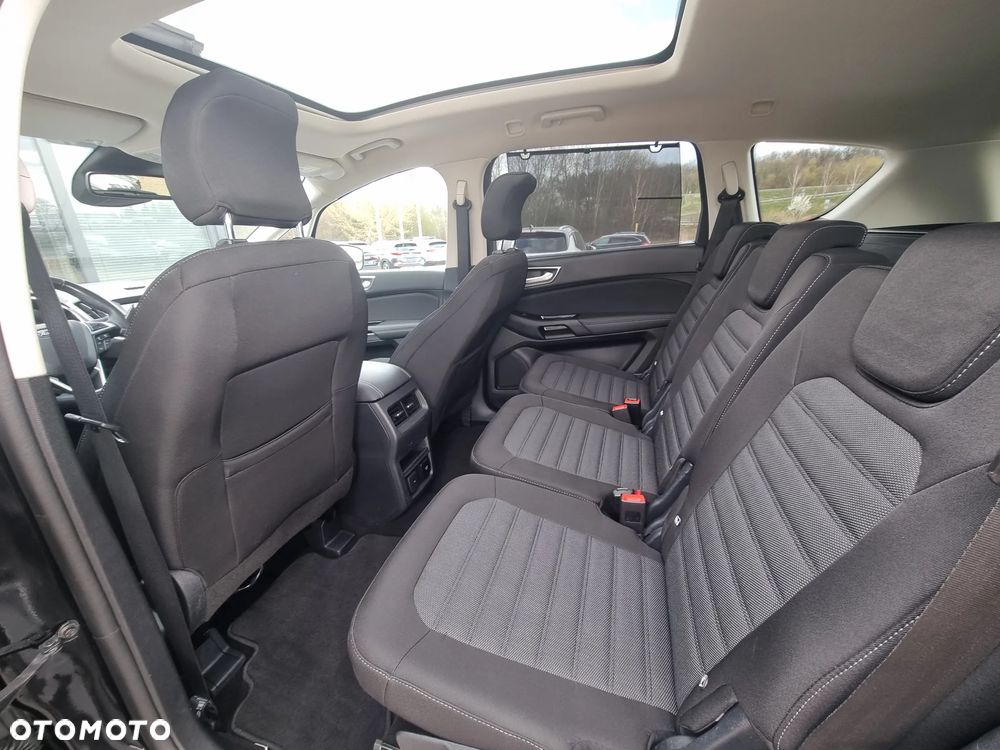 Ford S-Max 2.0 EcoBlue Titanium - 24