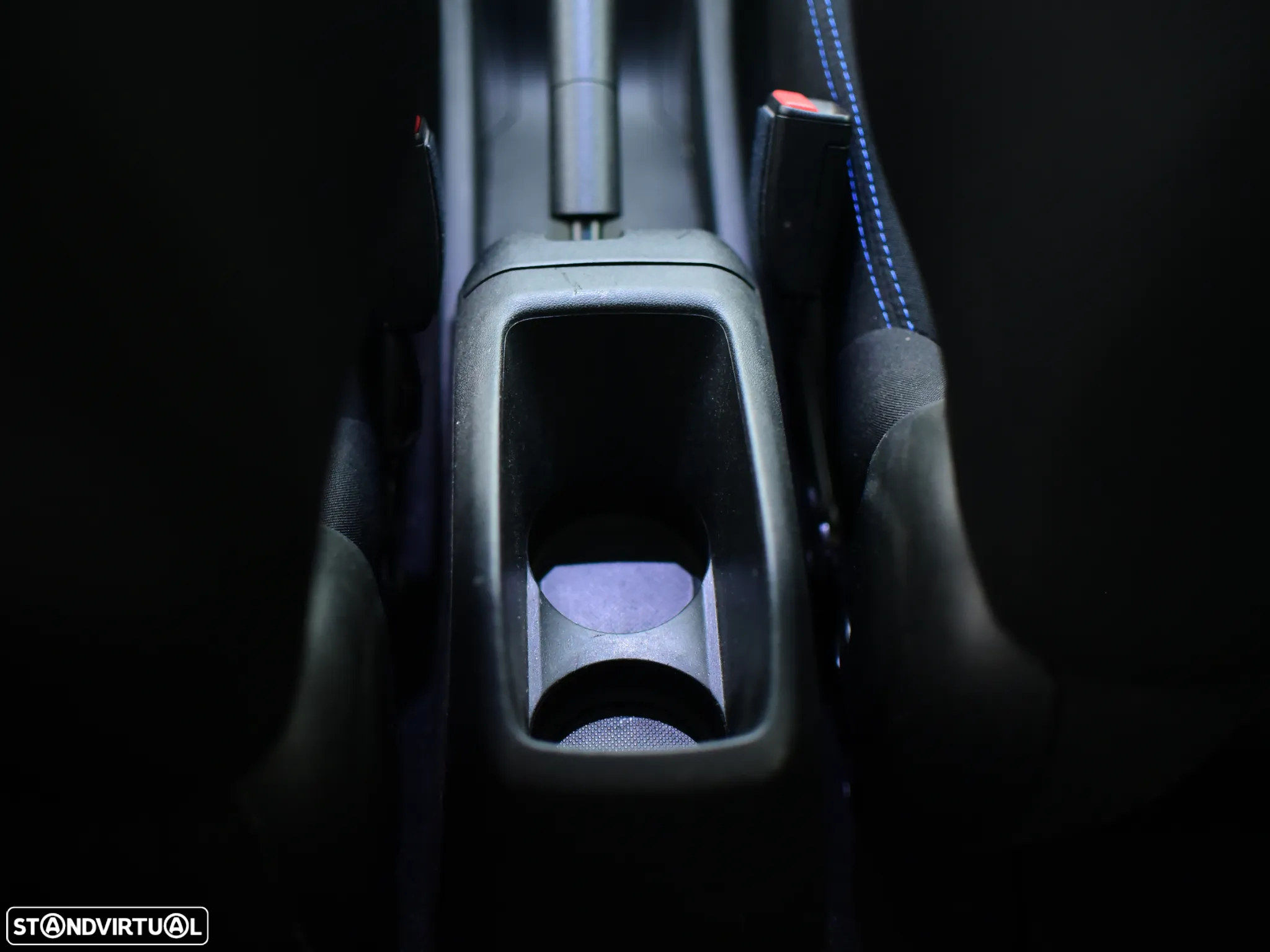 Peugeot 208 1.2 PureTech Style - 28