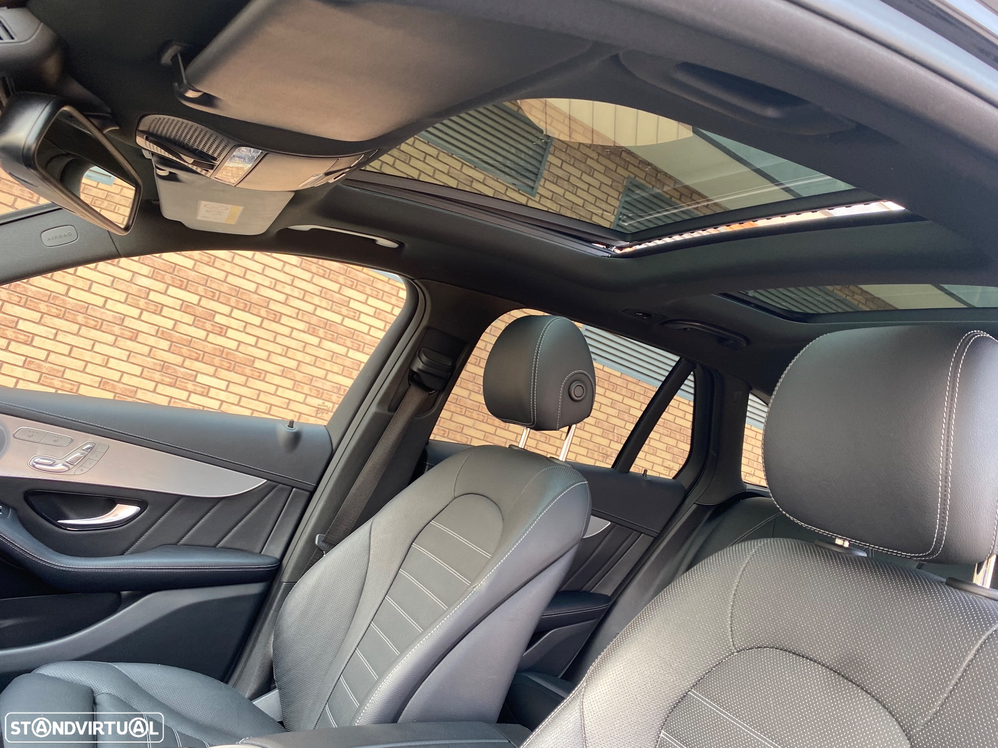Mercedes-Benz GLC 250 d 4Matic 9G-TRONIC AMG Line - 24