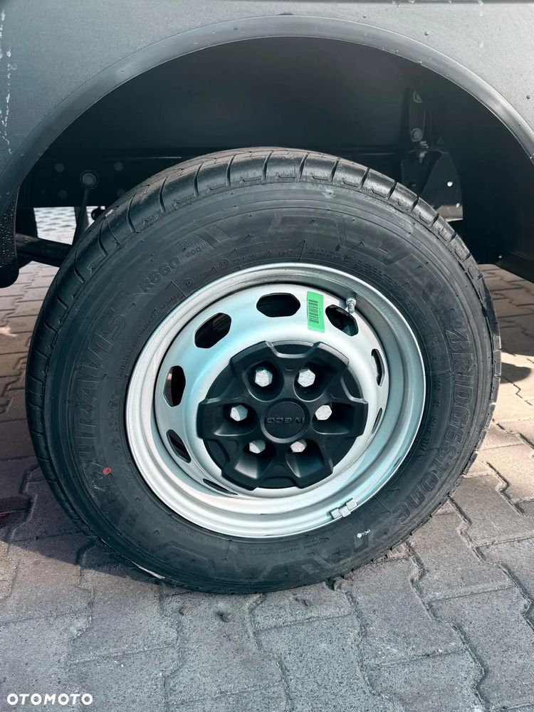 Iveco DAILY 35S16D dubel kabina 7 osób skrzynka gratis HAK 3.5T - 24