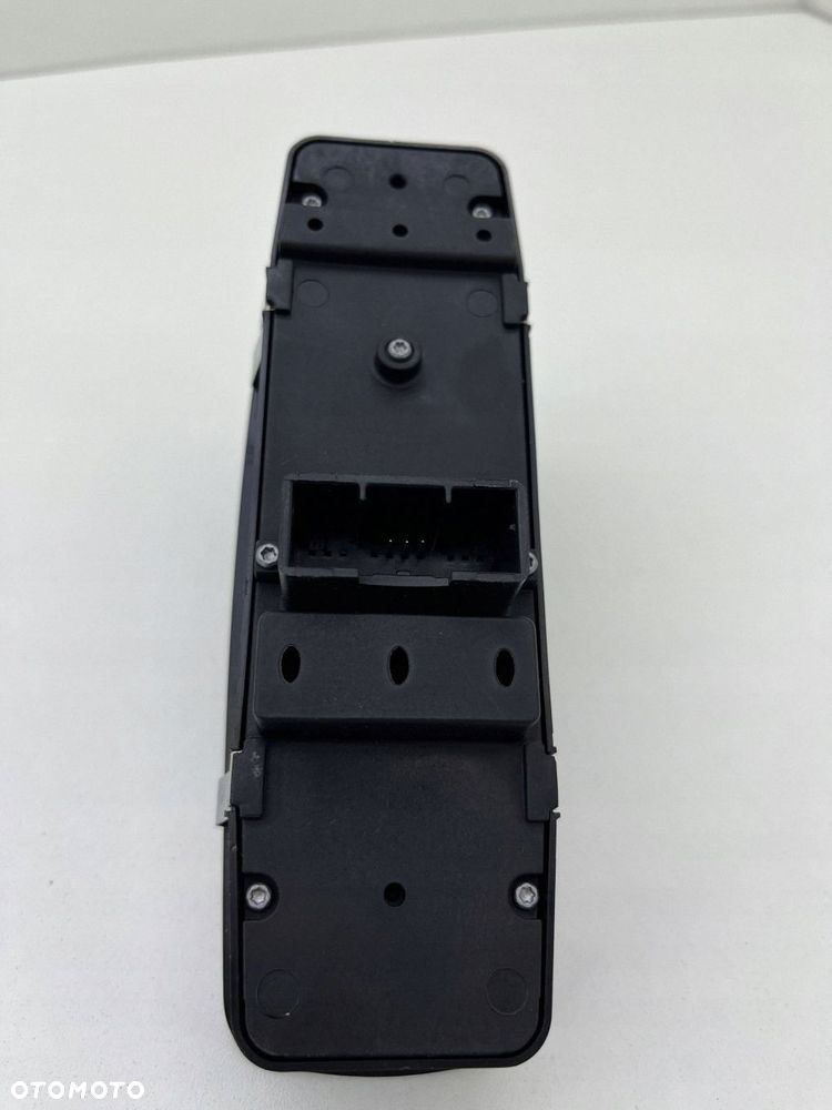 MASERATI QUATTROPORTE VI PANEL PRZEŁĄCZNIK SZYB KIEROWCY 670010305 - 5