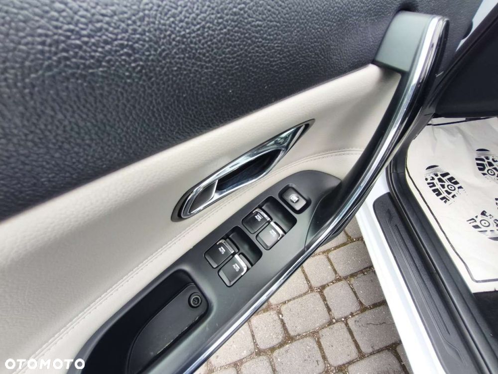 Kia Ceed - 14