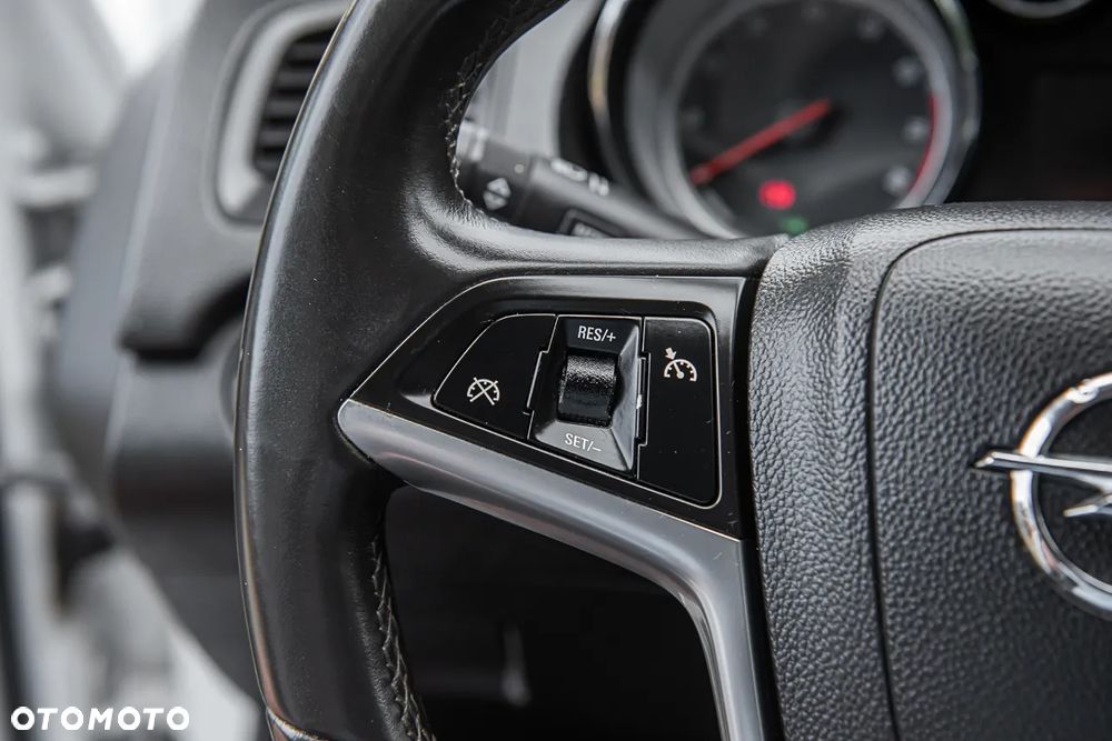 Opel Insignia 2.0 Turbo - 20