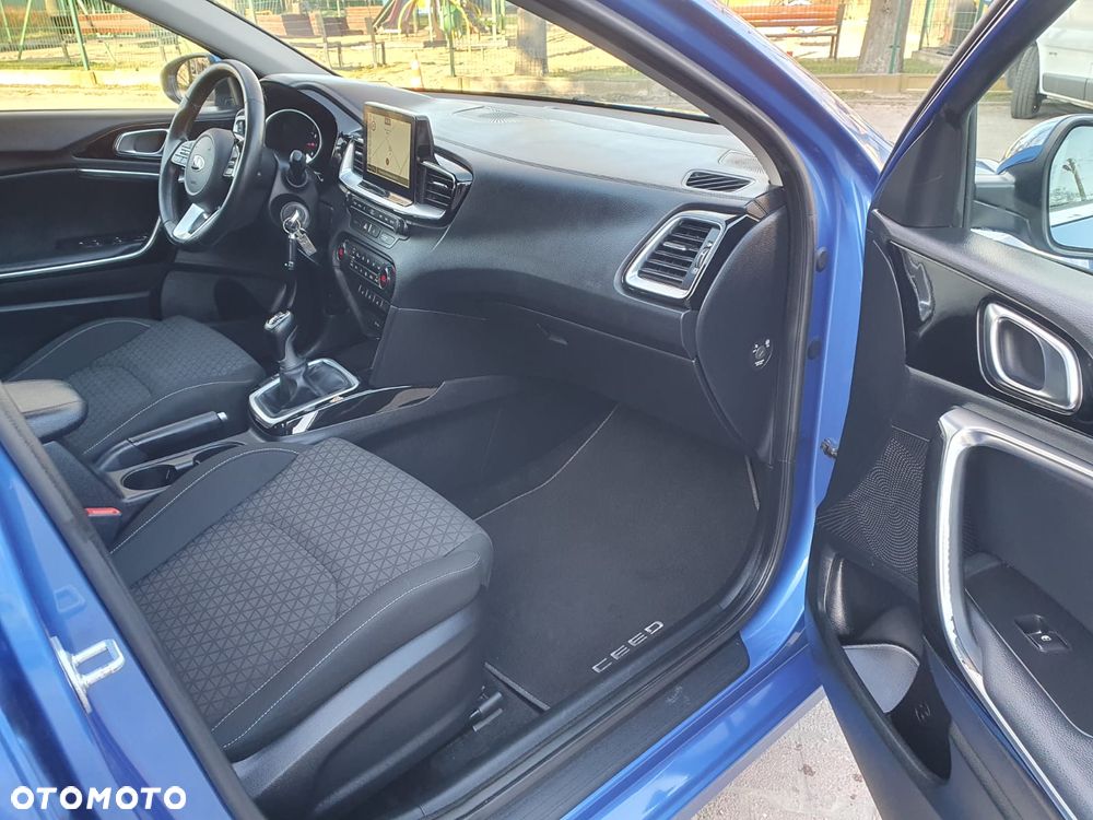 Kia Ceed - 20