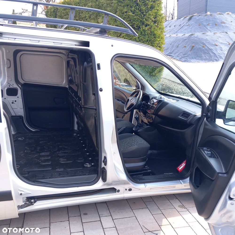 Opel Combo - 9