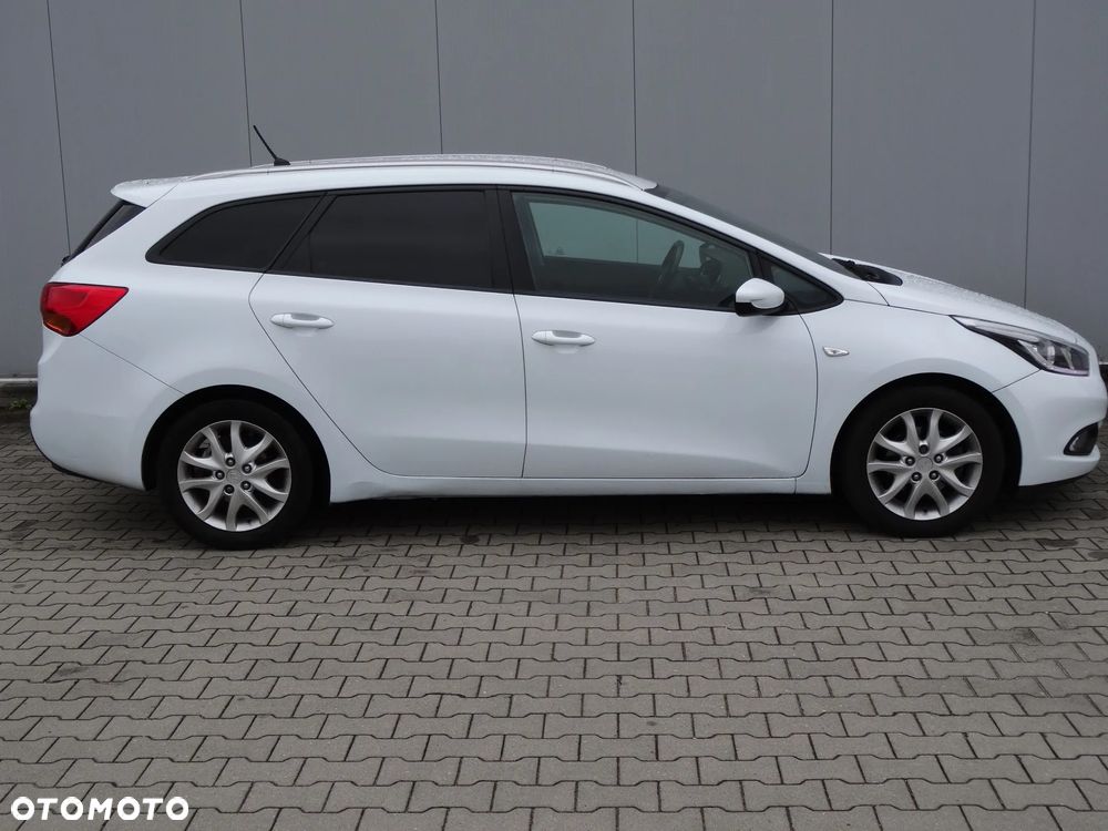 Kia Ceed 1.4 CRDi 90 Vision - 13