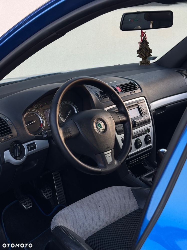 Skoda Octavia 2.0 TFSI RS - 7